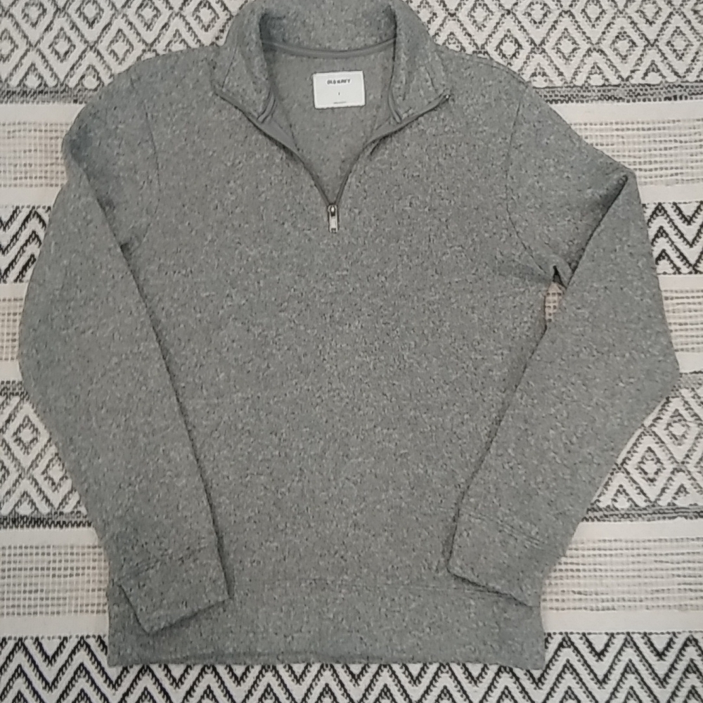 Gray Old Navy Sweater